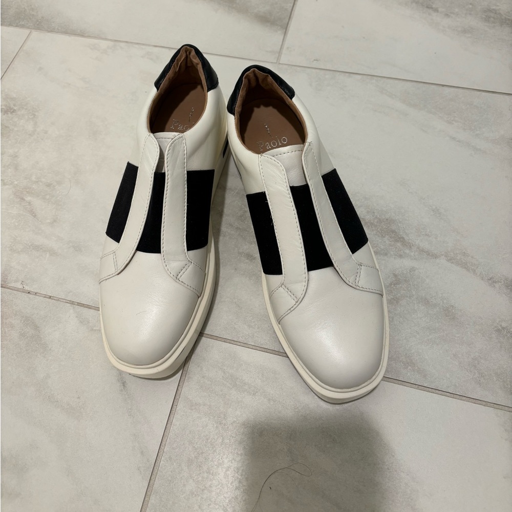 Linea Paolo Leather Platform Sneaker, size 8